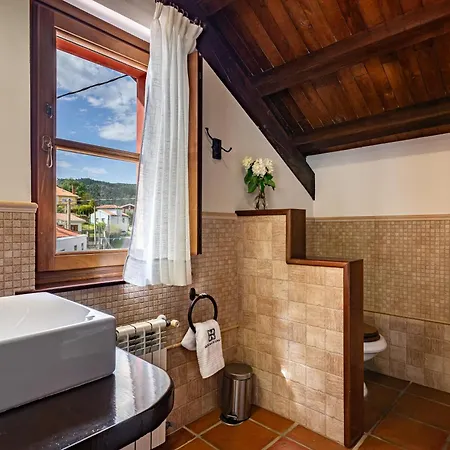 La Quintana De Somao, Casa Quintana Feriehus *