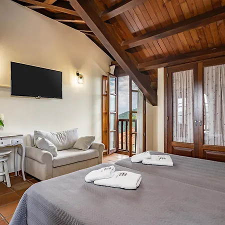 La Quintana De Somao, Casa Quintana Feriehus