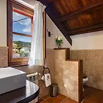 La Quintana De Somao, Casa Quintana Holiday home *